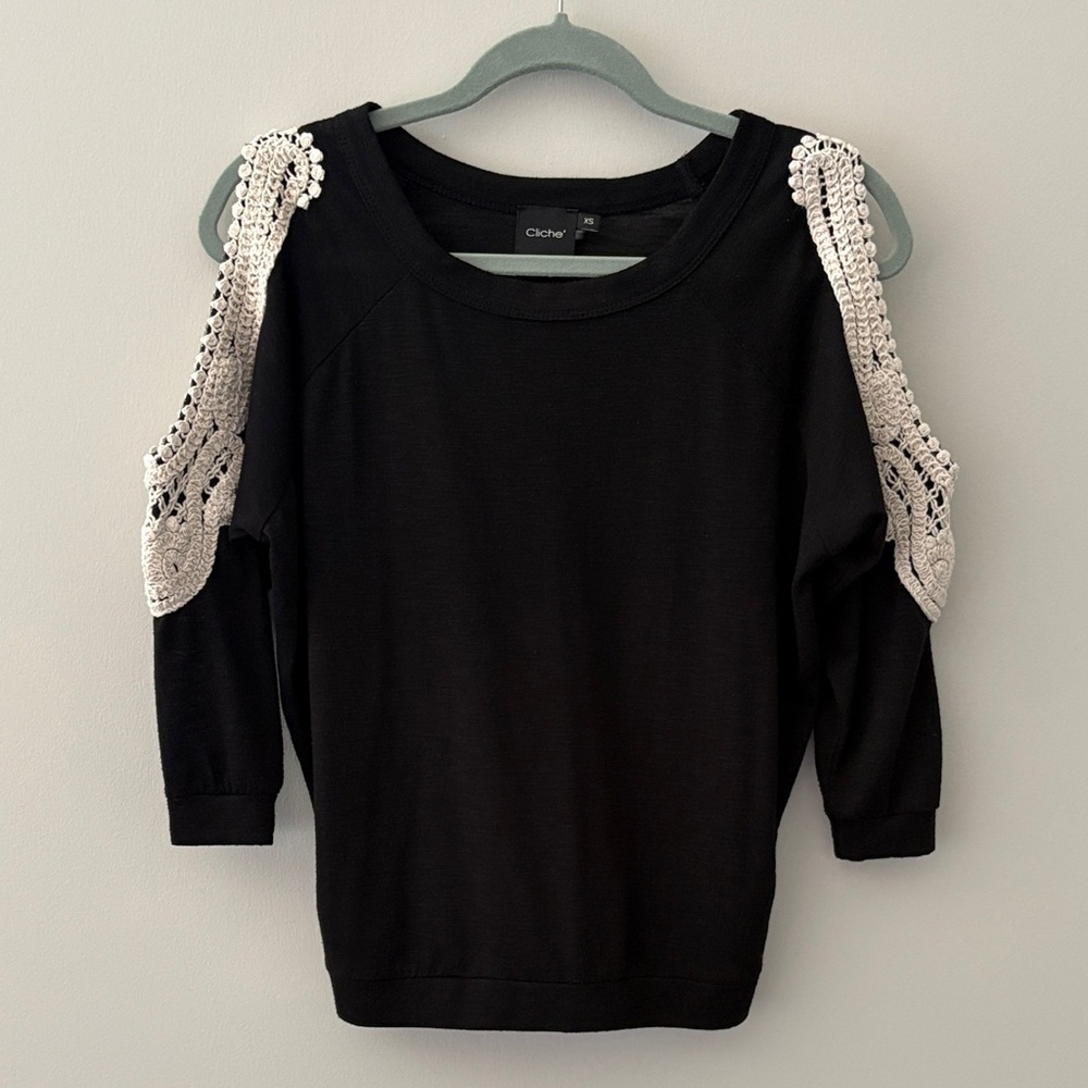 Cliche Black Cold Shoulder Crochet Lace Top XS